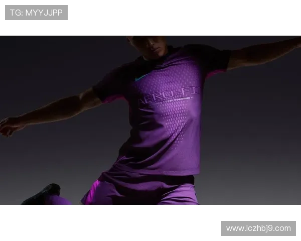 耐克足球明星代言人有哪些他们如何影响品牌形象与销量