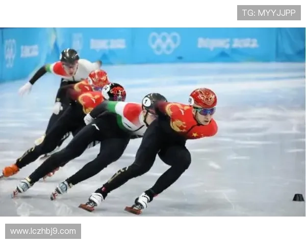 足球明星的成长之路与辉煌成就全景解析